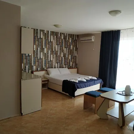 Peter's Houses Apartment *